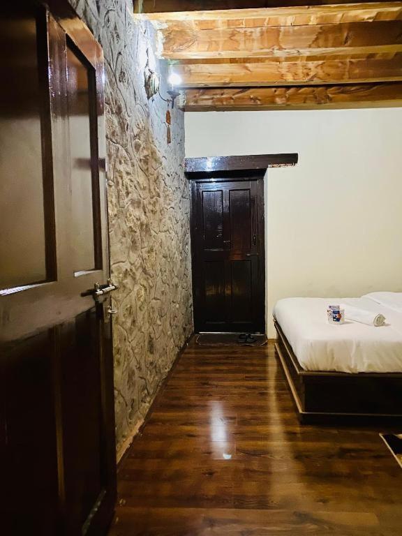 Backpackers Stories By Old Hunza Inn Karimabad  Luaran gambar